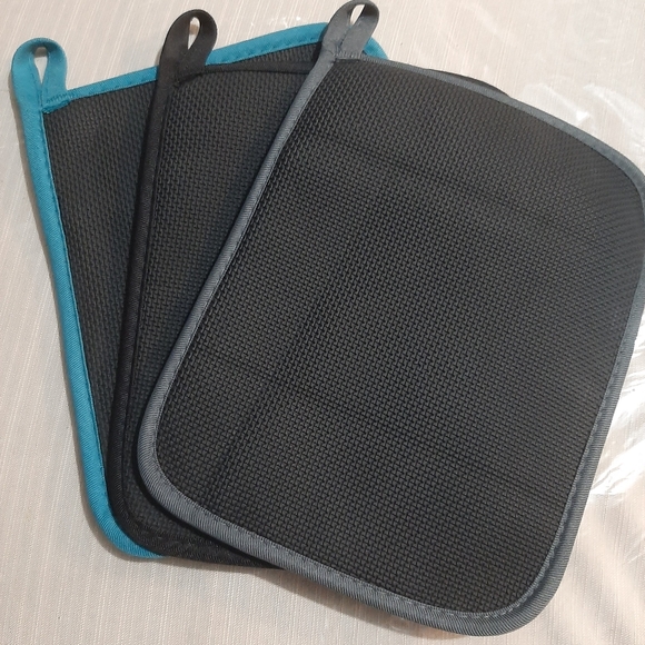 Hot Pads or Trivets - Picture 2 of 4